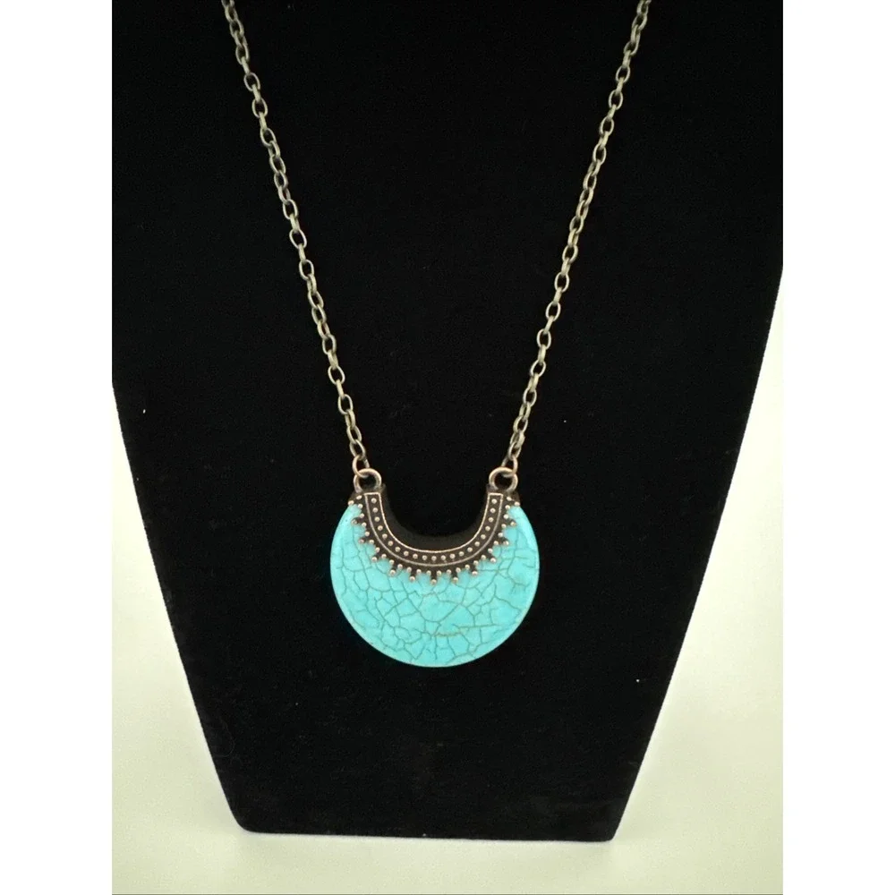 Turquoise style necklace womens Bronze tone boho chick southwestern
